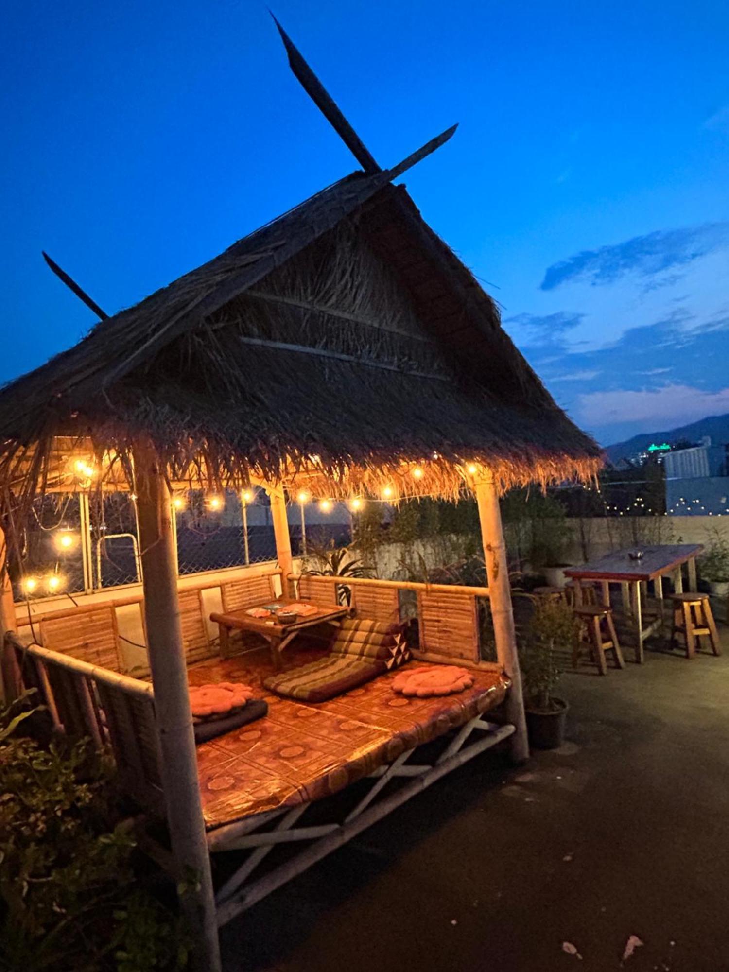 Monkey Toe Guesthouse Chiang Mai Exterior photo